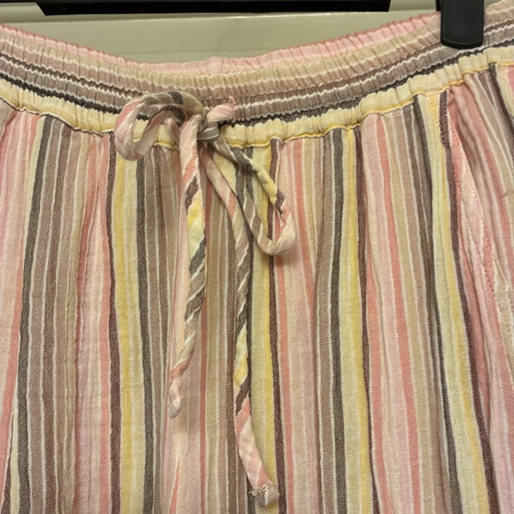 Xirena Striped Pants with pockets, Size Small - Picture 4 of 8